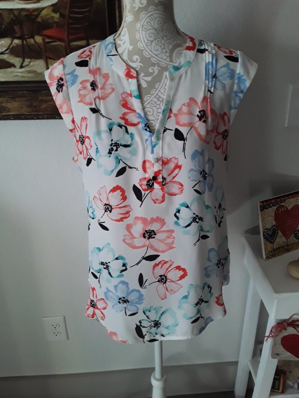 Candies colorful floral pleated accent neckline top size L